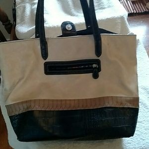 Shoulder bag